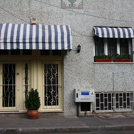 Villa Tamara Бухарест Экстерьер фото